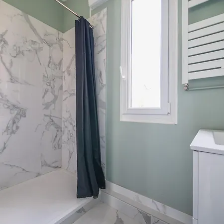 Luxury Marie Emeraude Paris Orly Jacuzzi Villa *